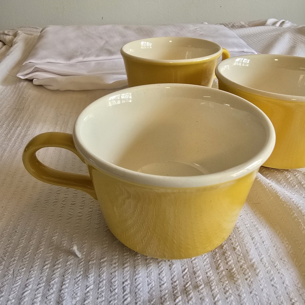 MCM 1970's Vintage US Ceramic Sunshine Yellow Coffee Mug/ Tea Cup Set Of Three - Picture 5 of 7
